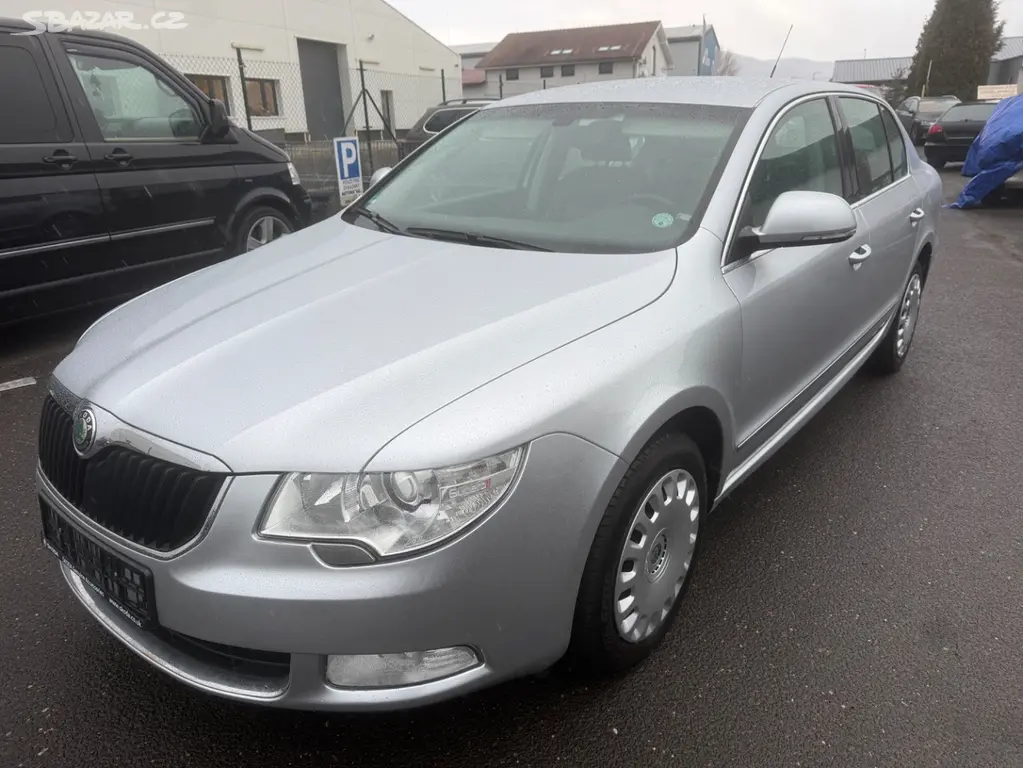 Škoda Superb 1.8 TSI 118 KW, 76 000 km !! VÝBAVA